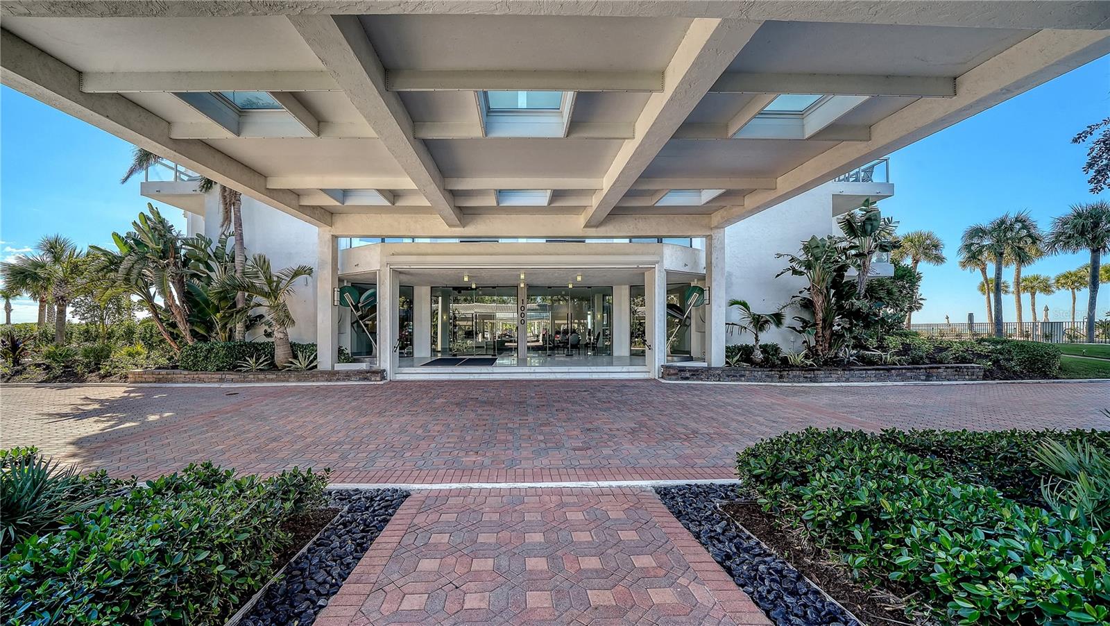 1000 LONGBOAT CLUB RD #304