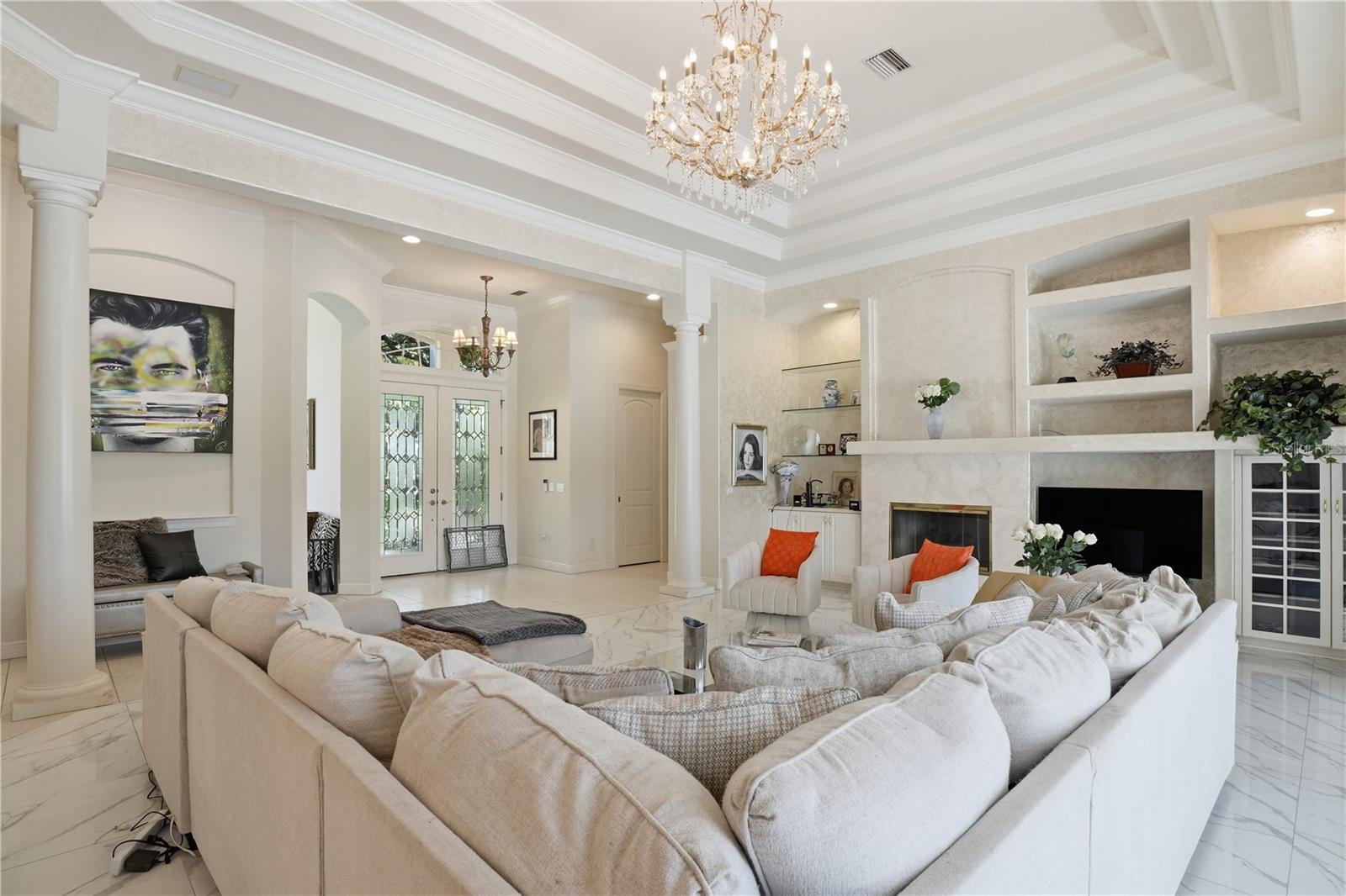402 MACEWEN DR