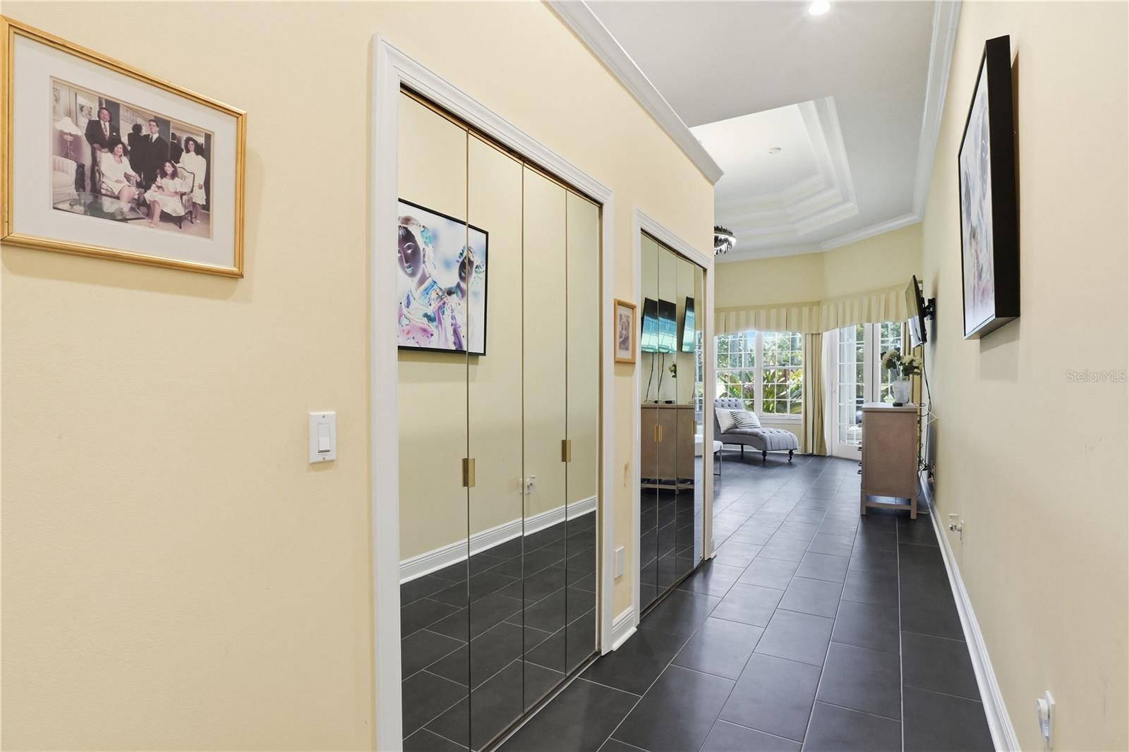 402 MACEWEN DR