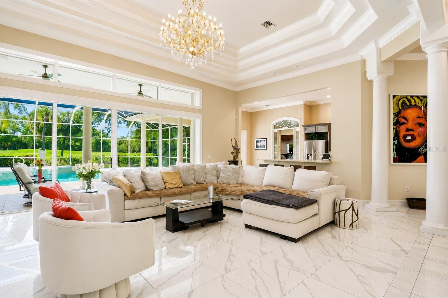 402 MACEWEN DR