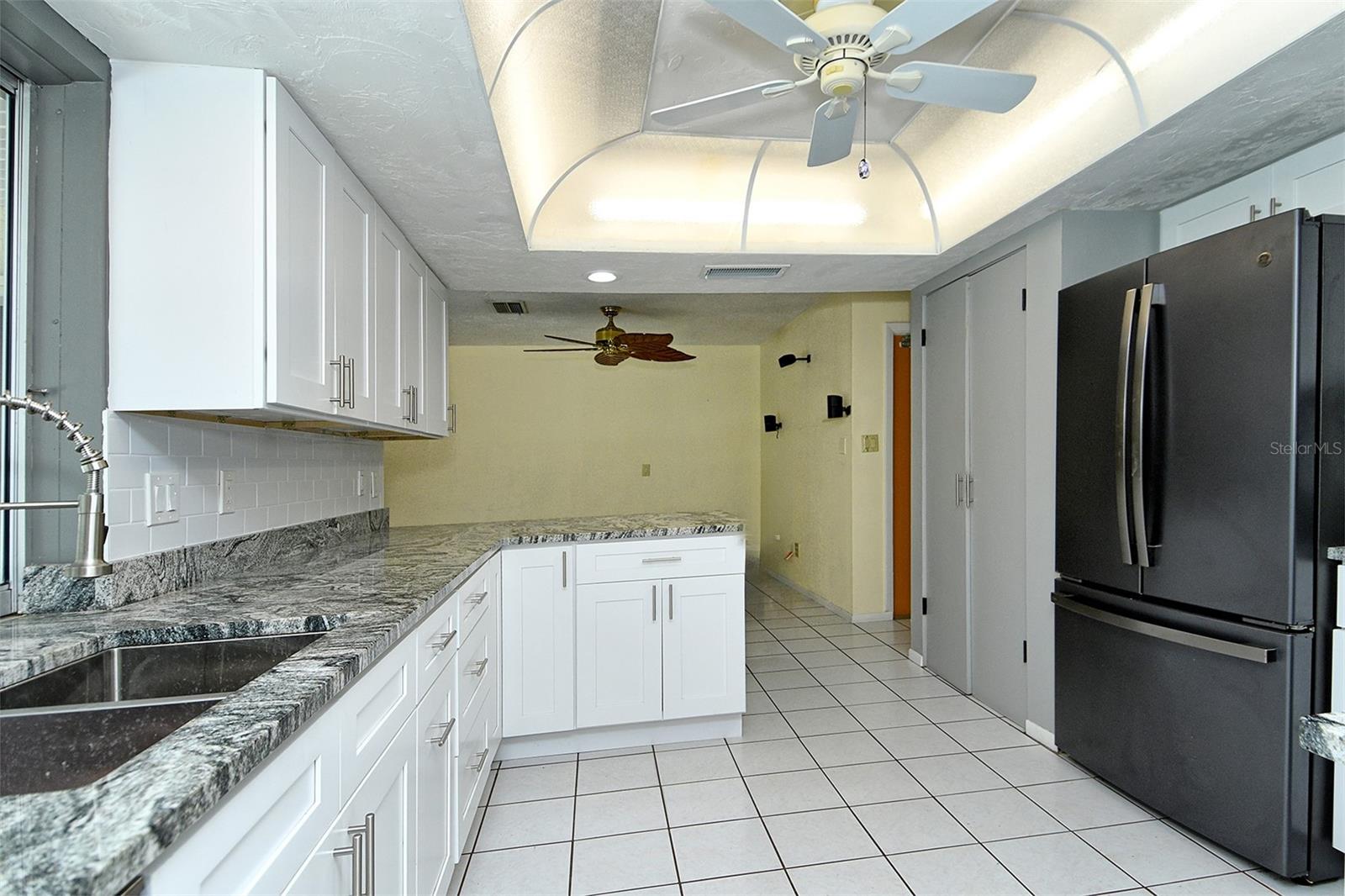 3140 ESPANOLA DR