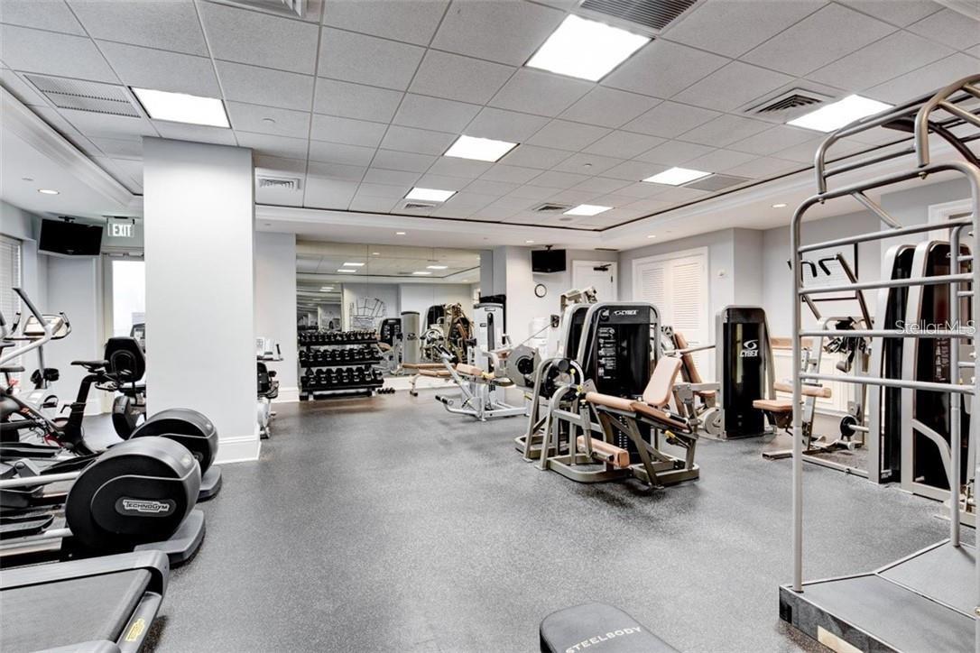 1300 BENJAMIN FRANKLIN DR #301