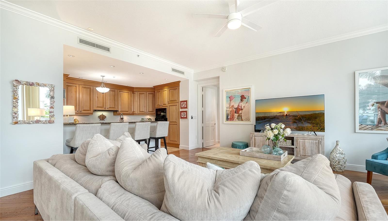 1300 BENJAMIN FRANKLIN DR #301