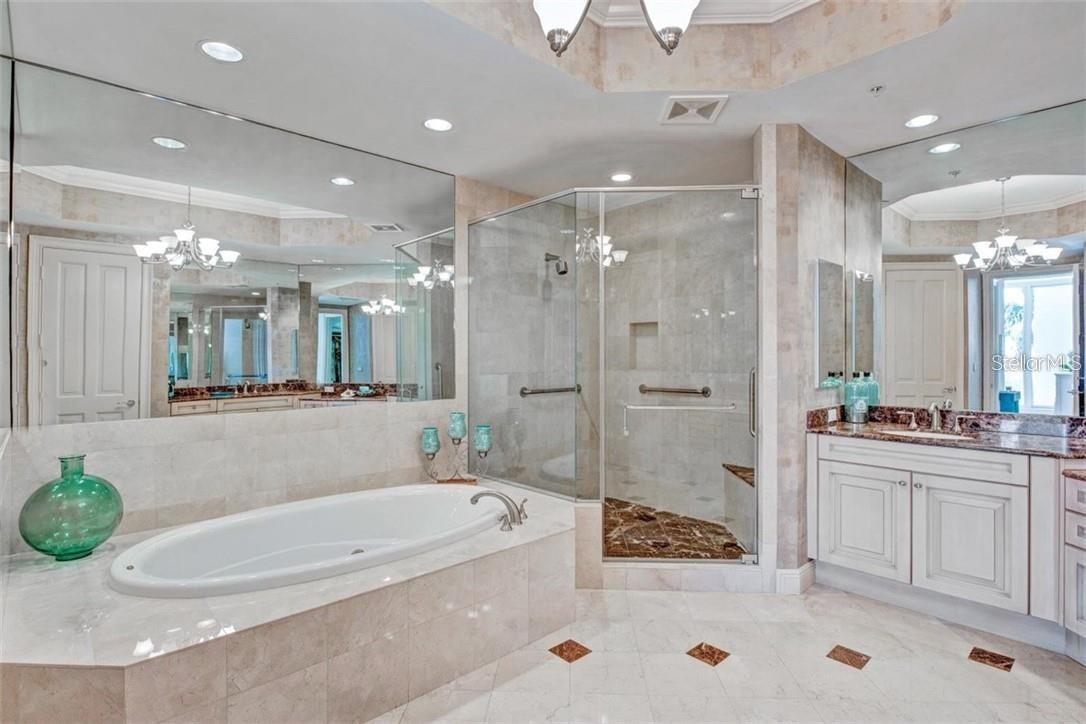 1300 BENJAMIN FRANKLIN DR #301