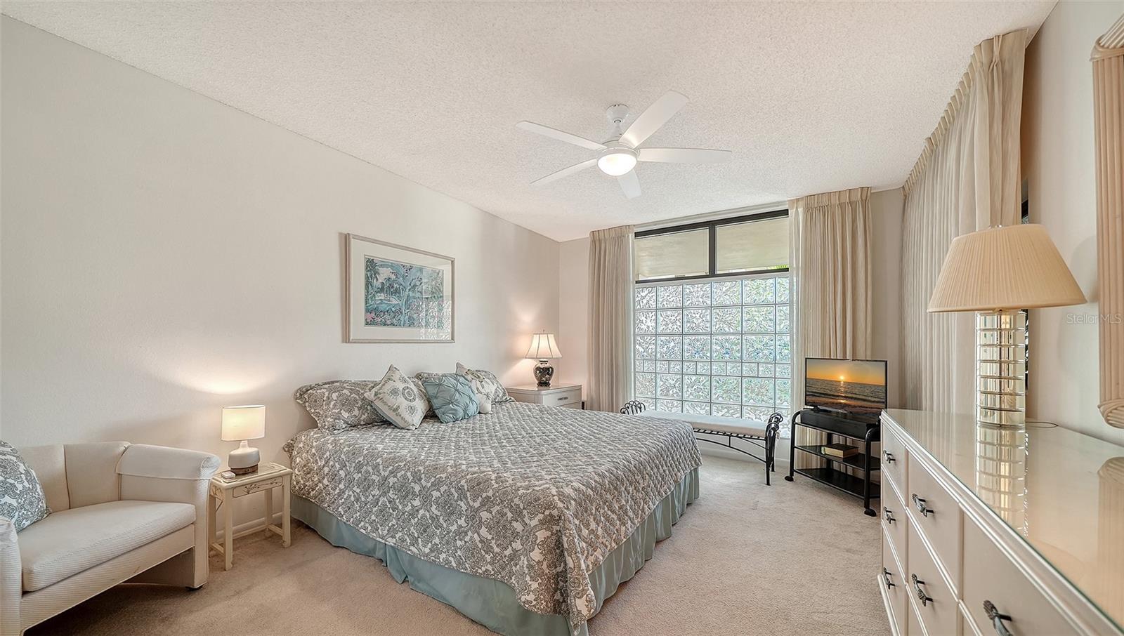 2110 HARBOURSIDE DR #523