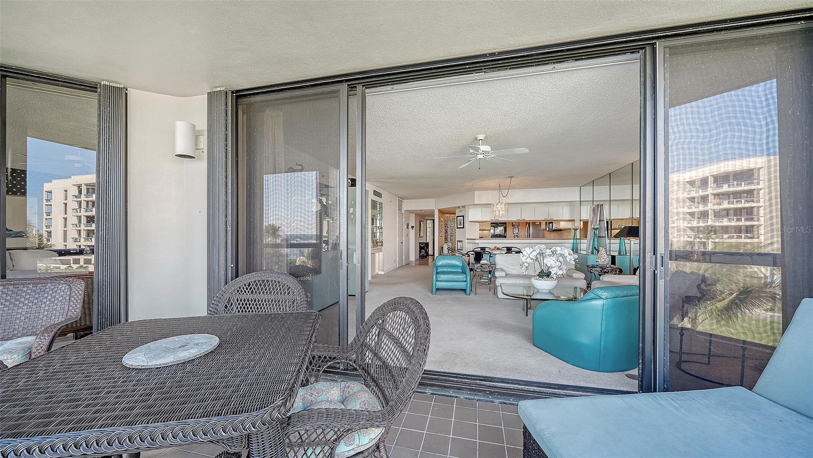 2110 HARBOURSIDE DR #523