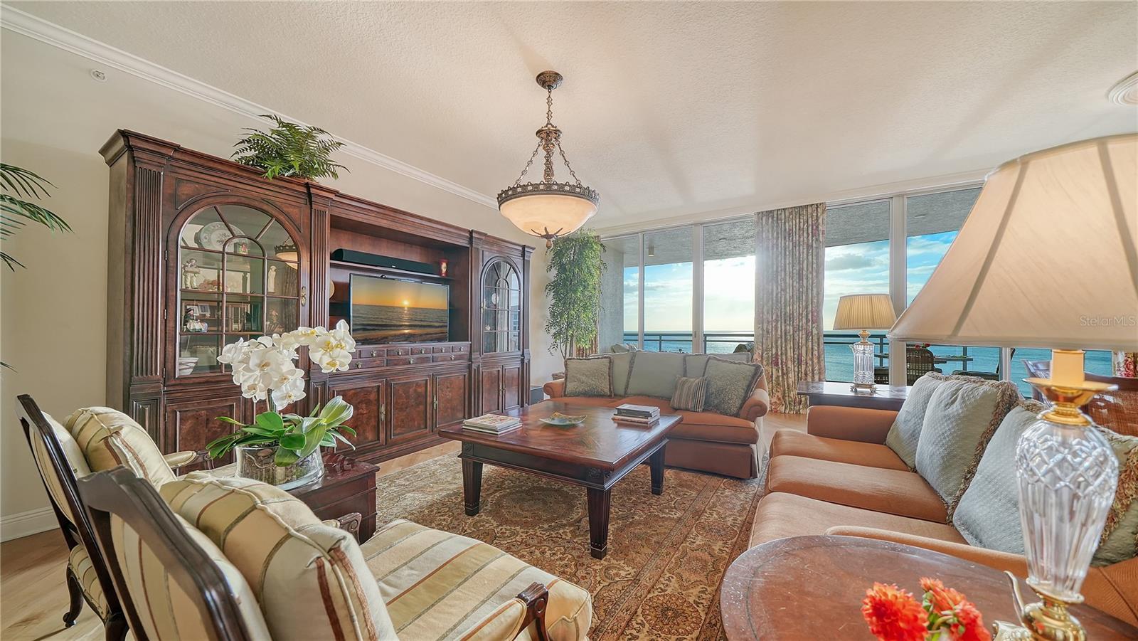 1300 BENJAMIN FRANKLIN DR #1003