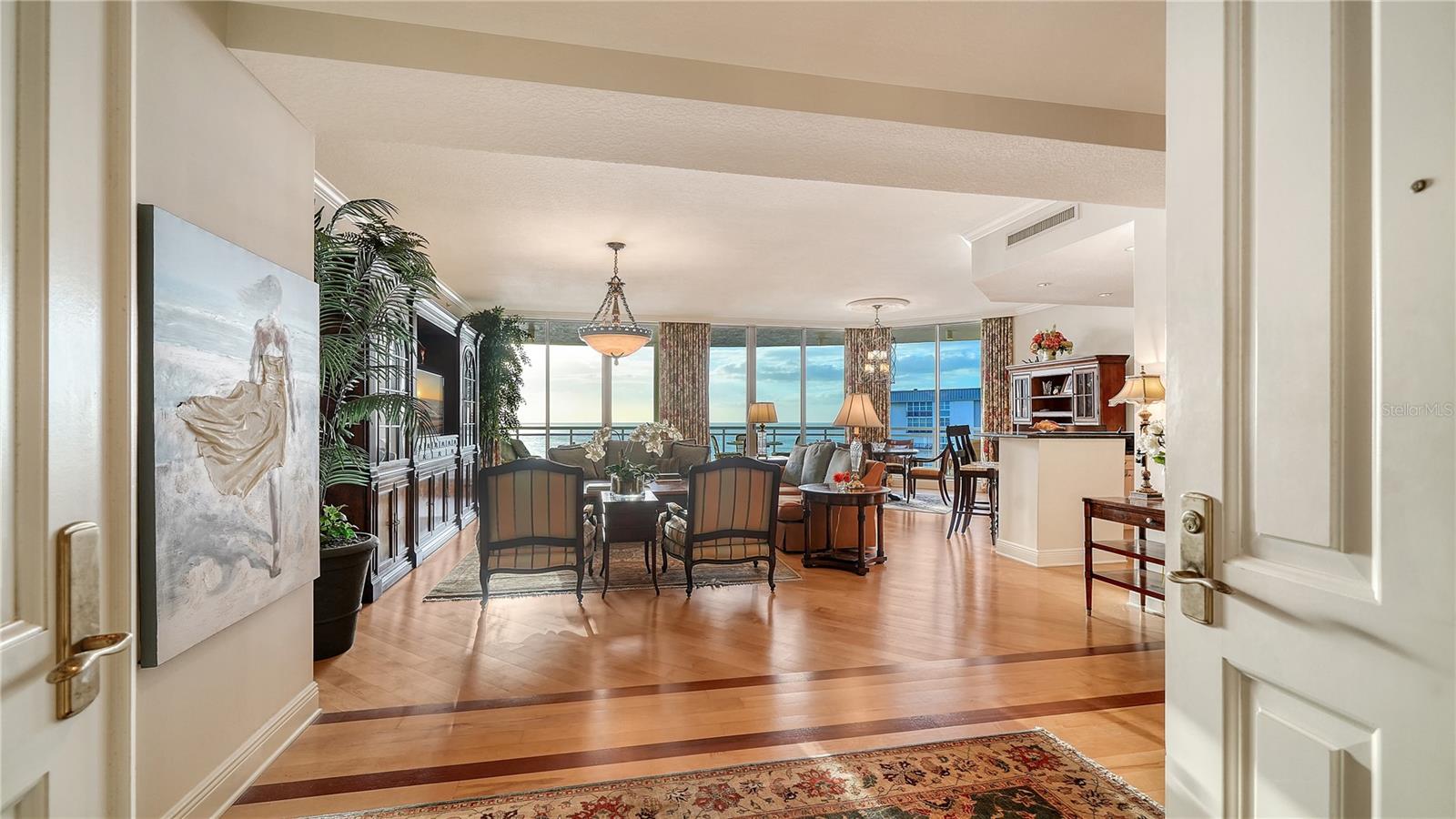 1300 BENJAMIN FRANKLIN DR #1003