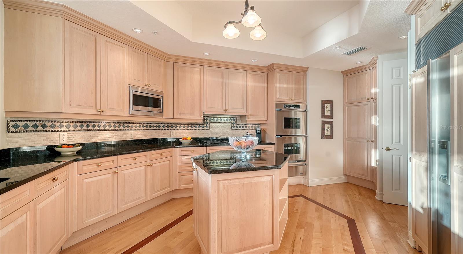 1300 BENJAMIN FRANKLIN DR #1003