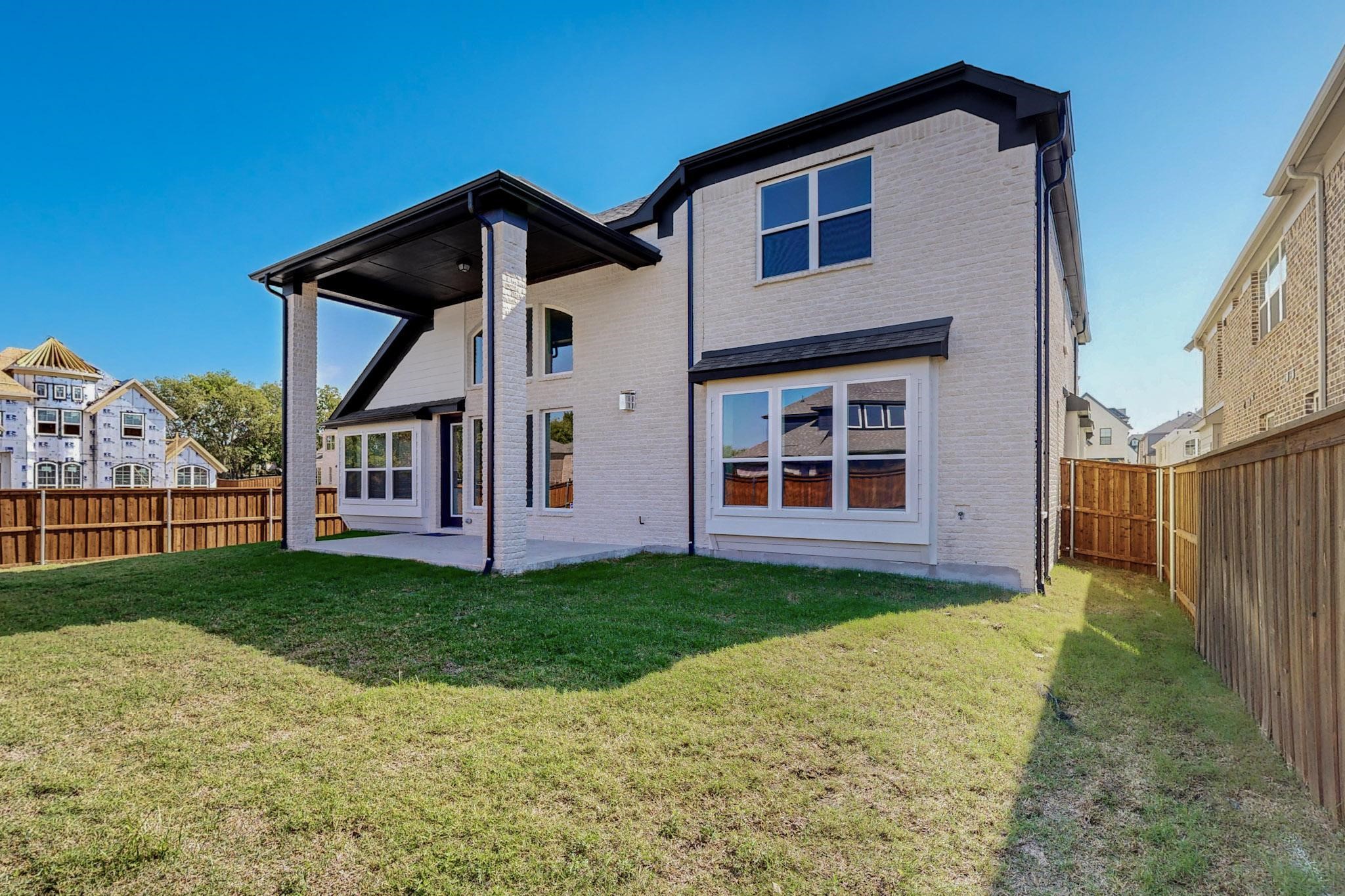 2916 Shadybrook Drive