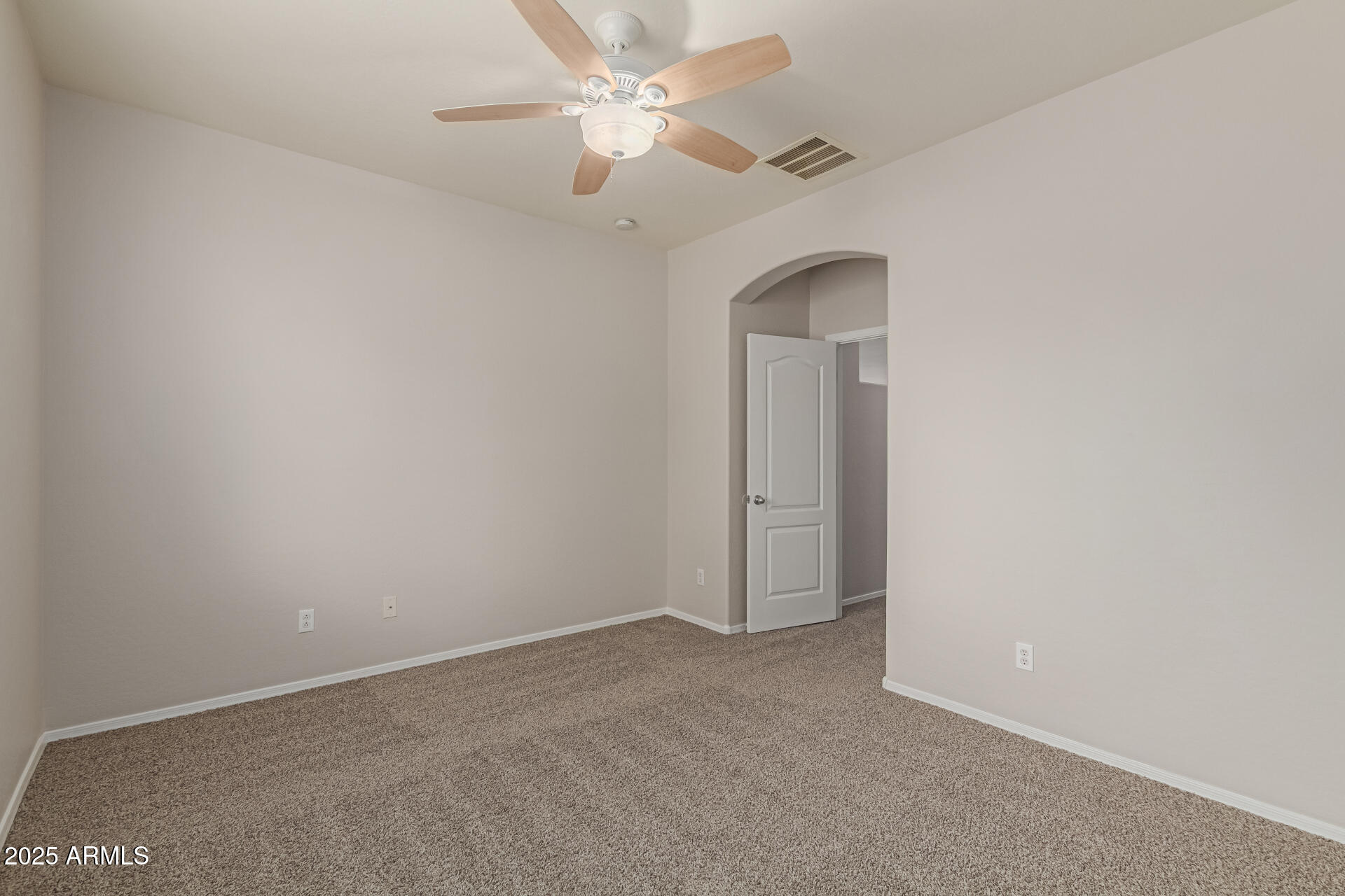 42374 W AVELLA Drive