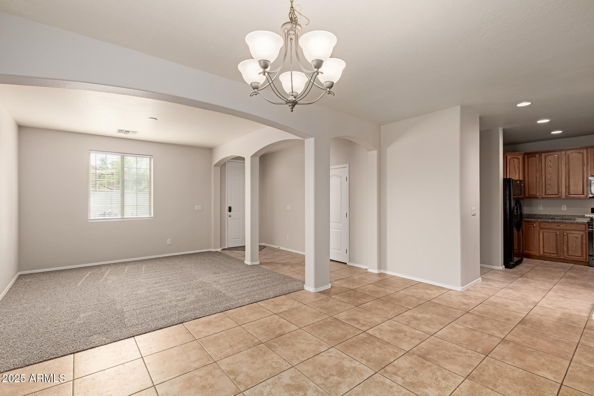 42374 W AVELLA Drive