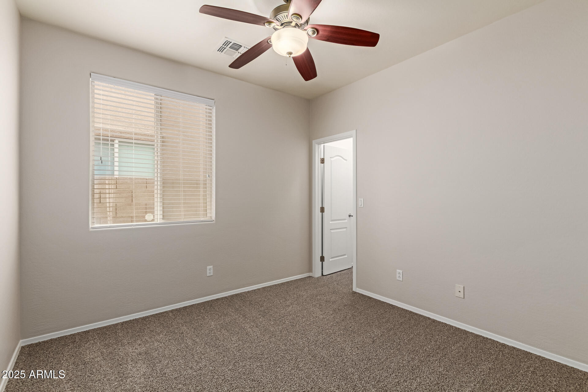 42374 W AVELLA Drive