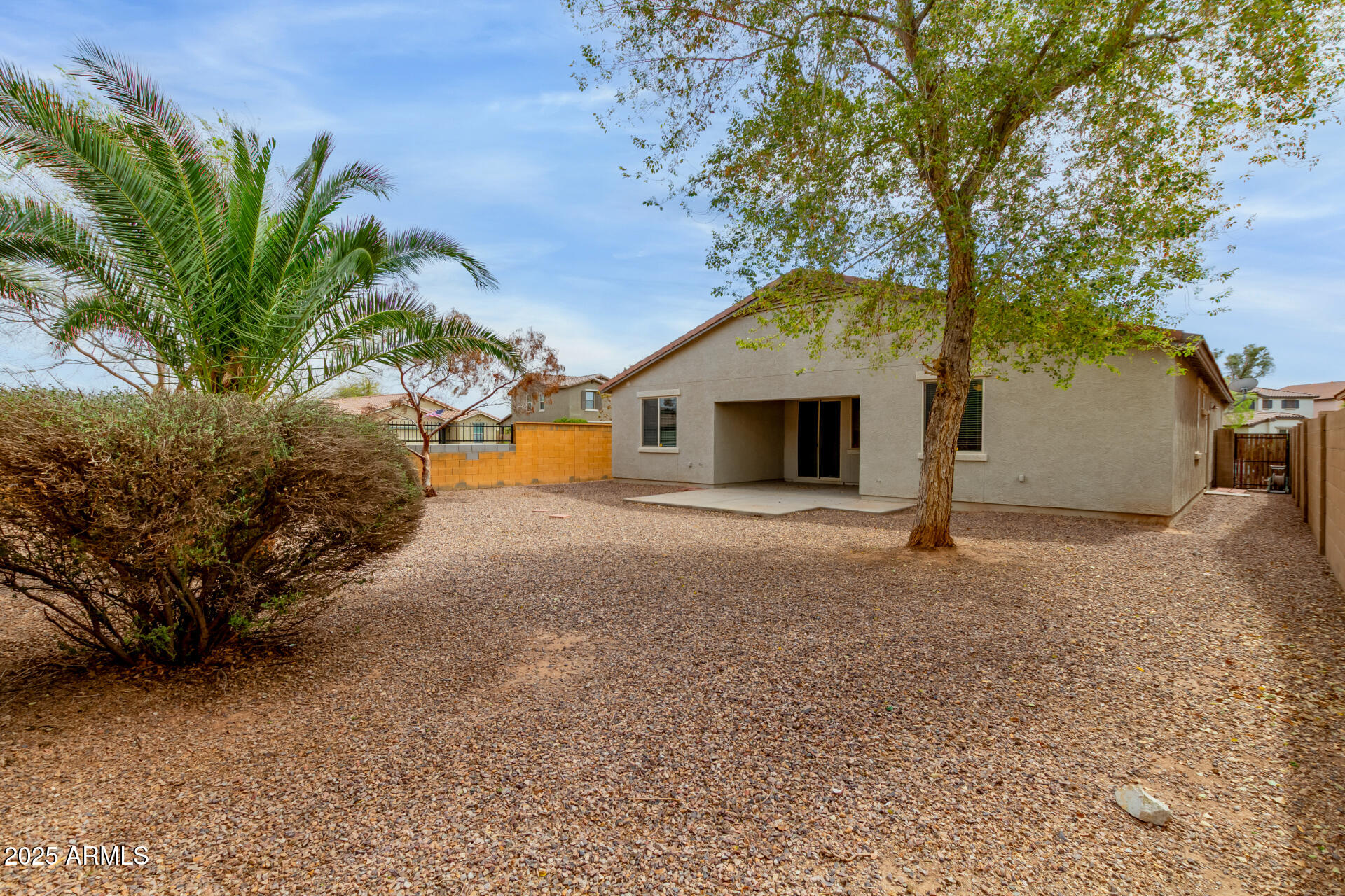 42374 W AVELLA Drive