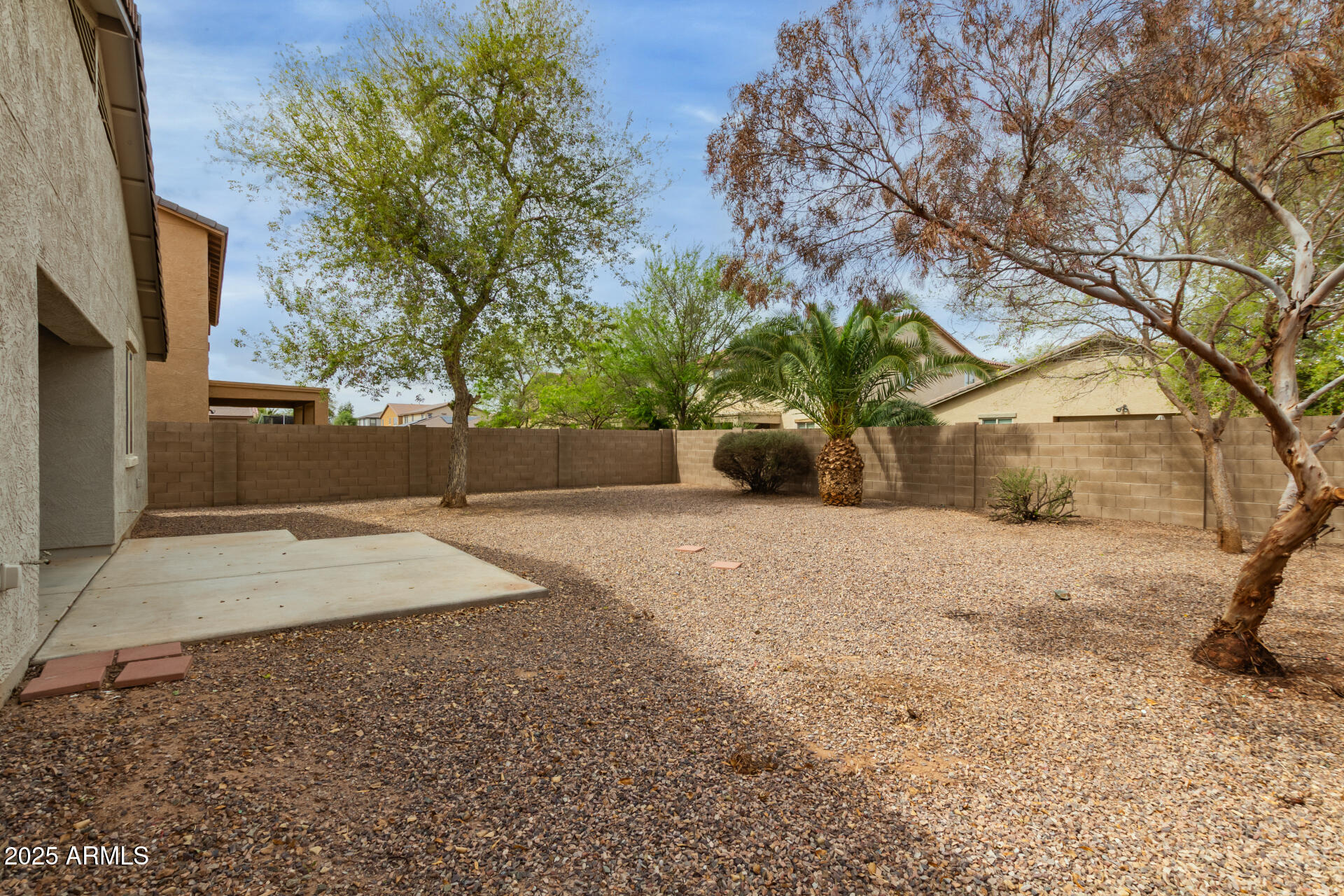 42374 W AVELLA Drive
