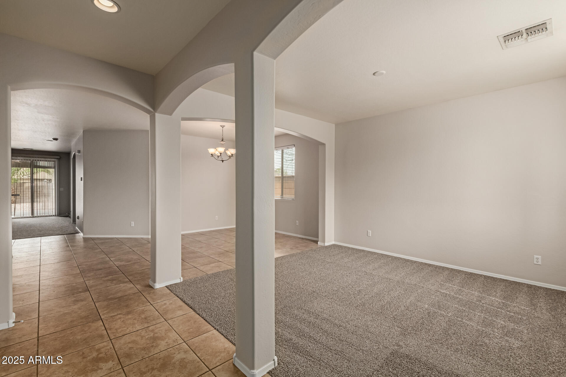 42374 W AVELLA Drive