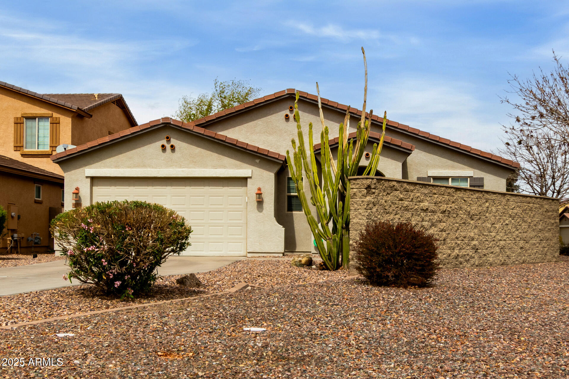 42374 W AVELLA Drive