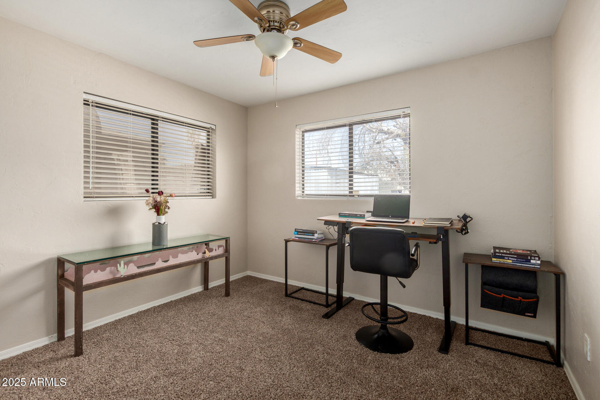 504 E LAUREL Drive