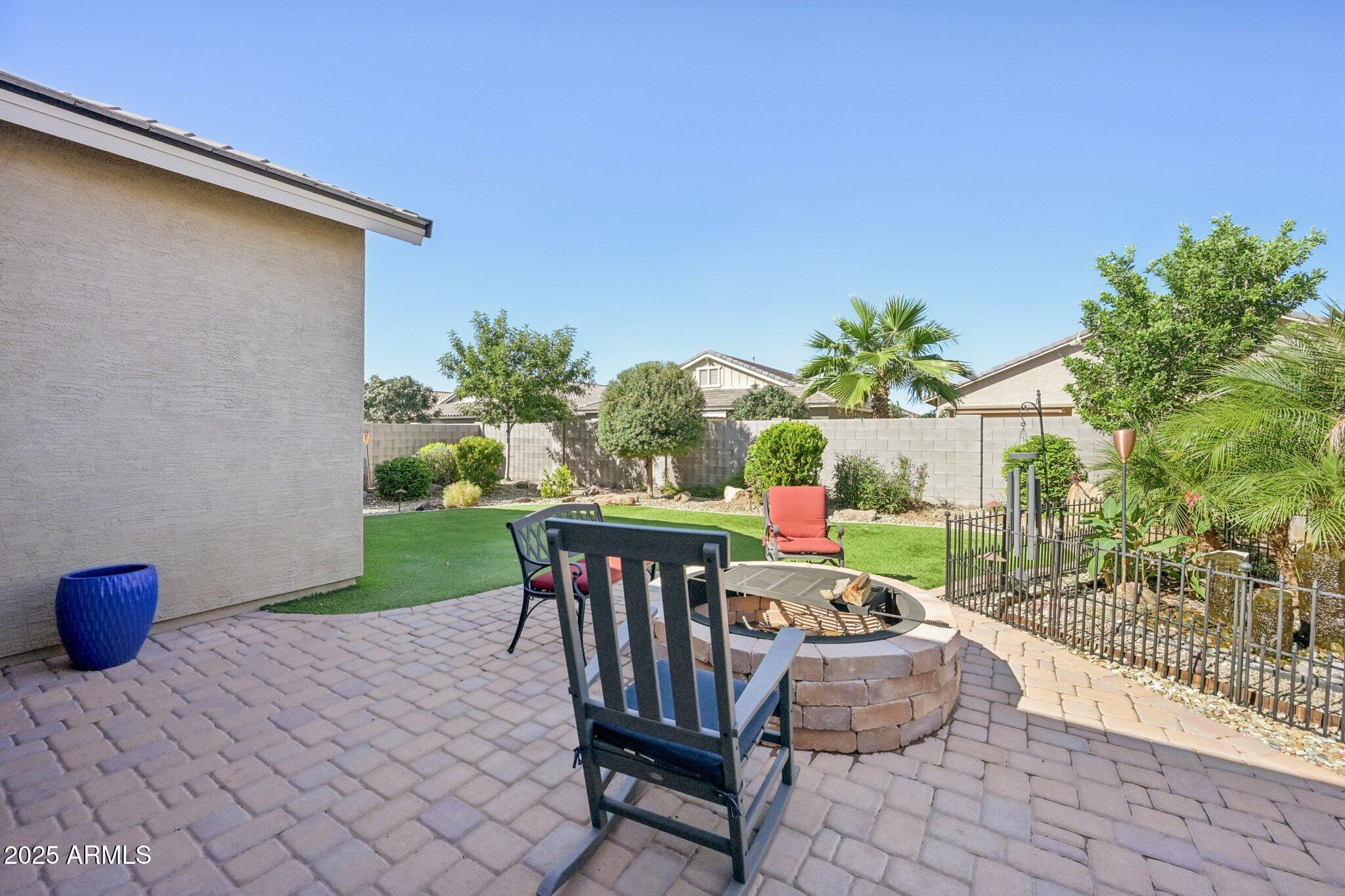 41356 W CENTENNIAL Drive