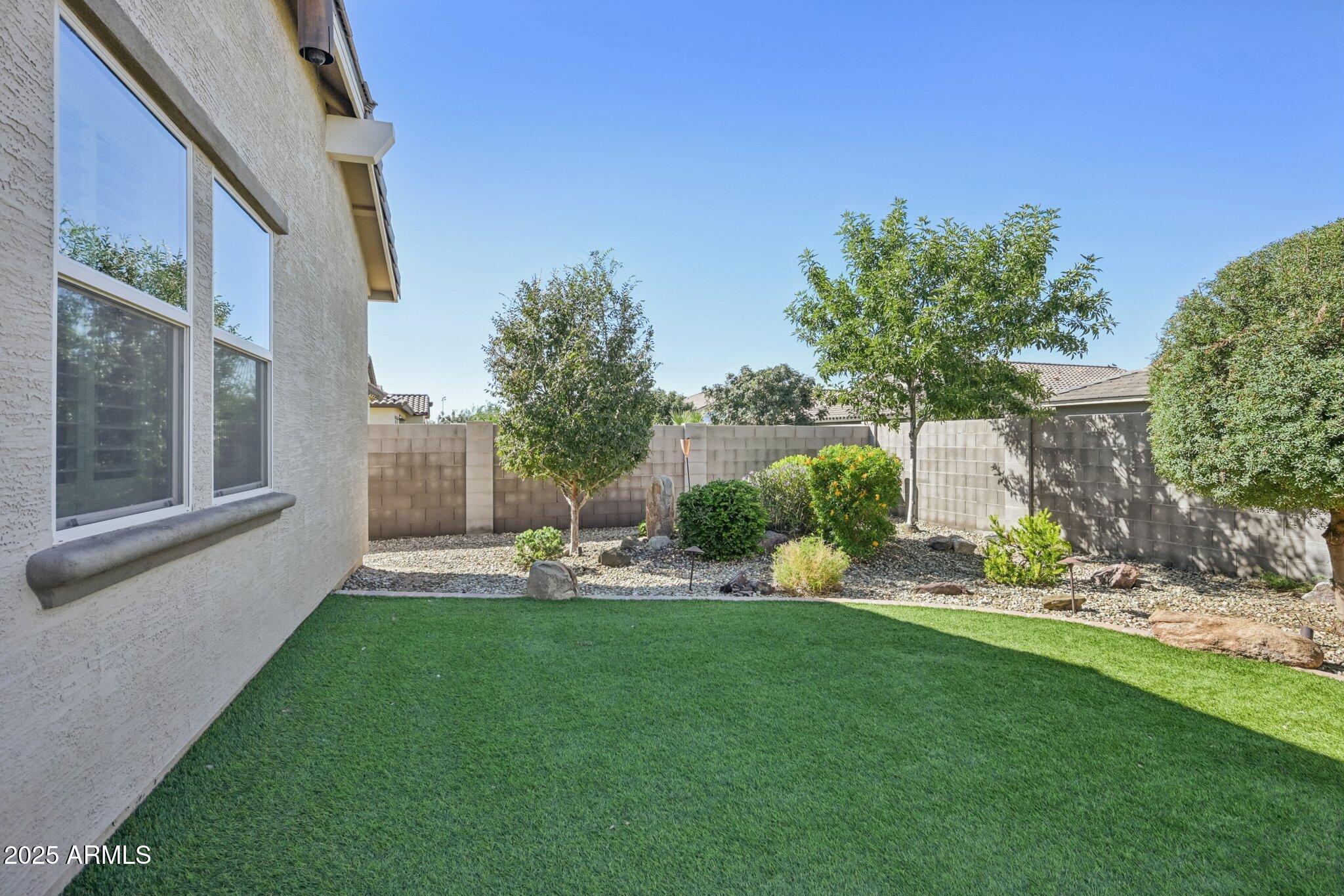 41356 W CENTENNIAL Drive