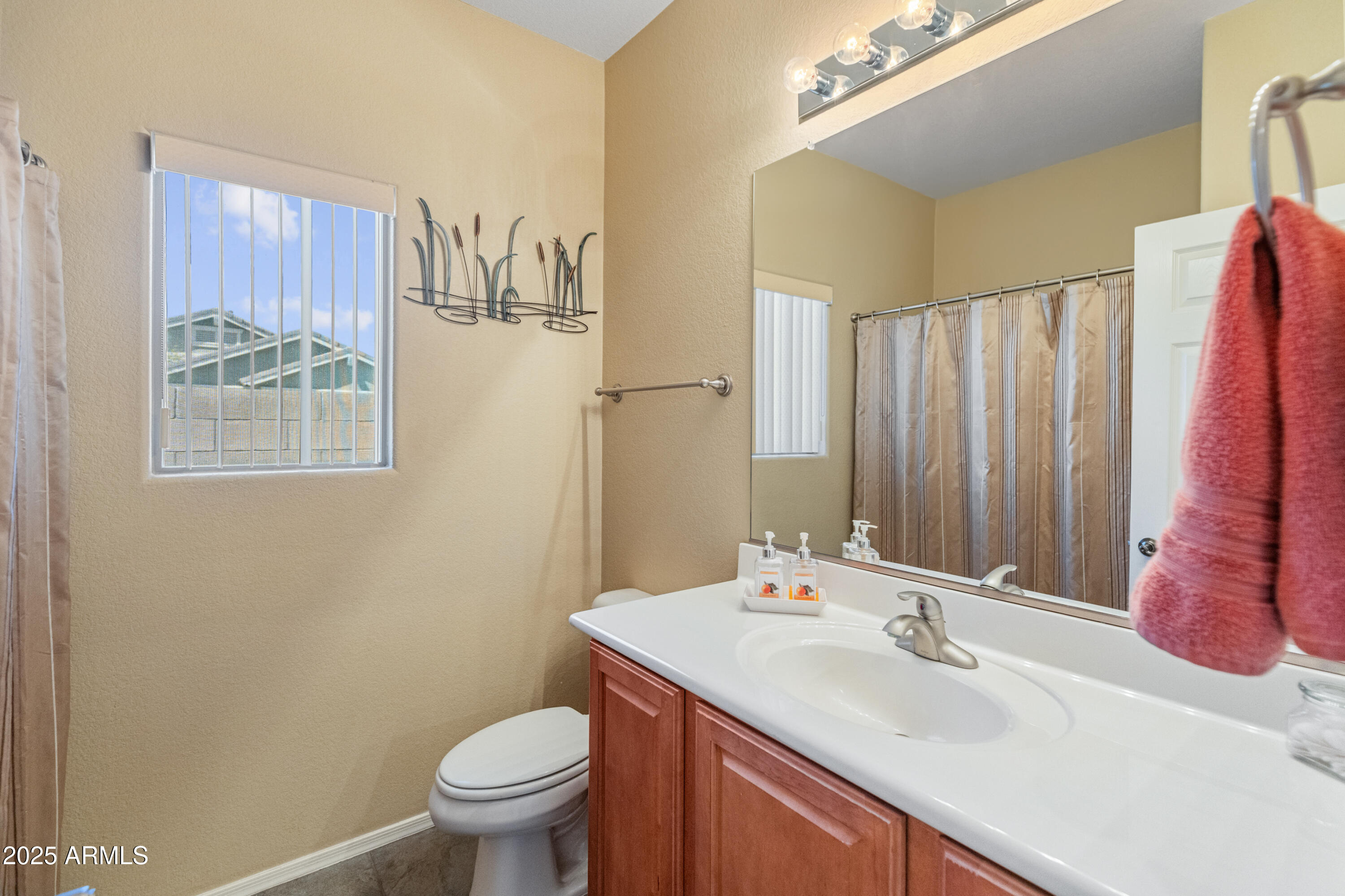44574 W HIGH DESERT Trail