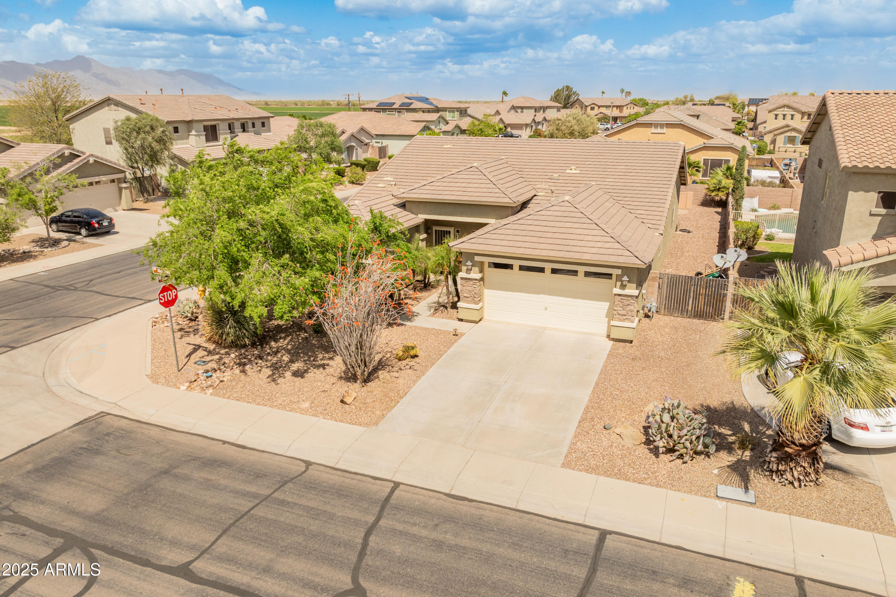 44574 W HIGH DESERT Trail