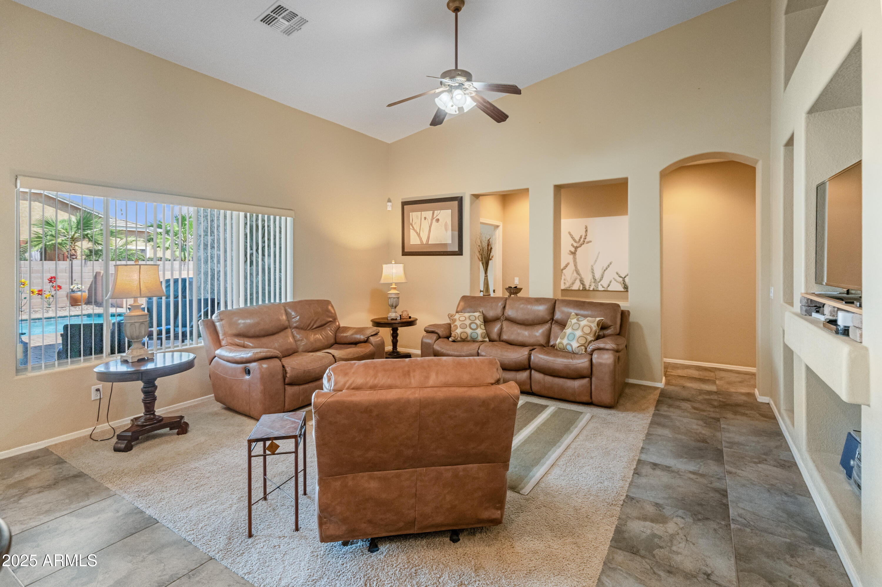 44574 W HIGH DESERT Trail