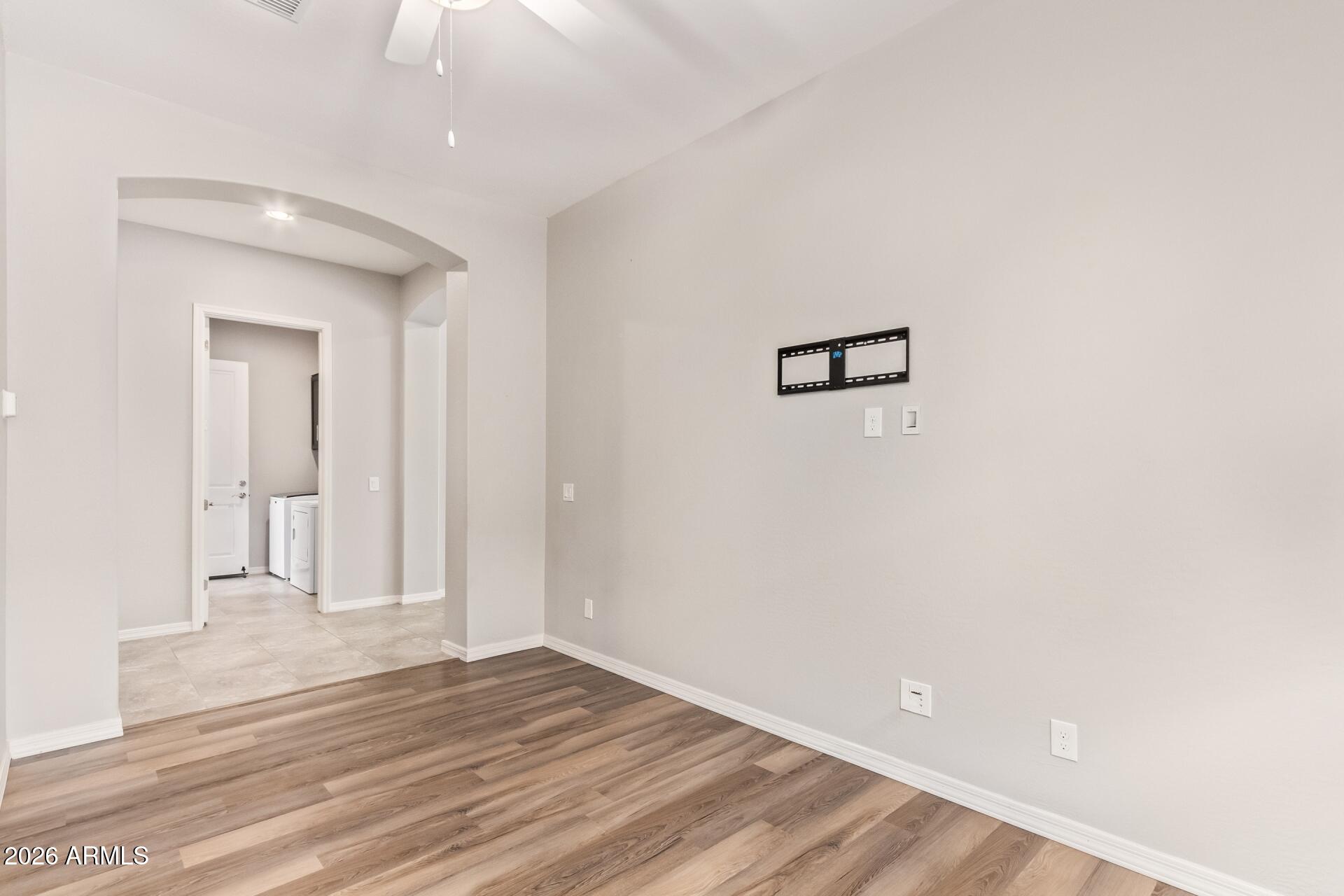 41335 W ALMIRA Drive