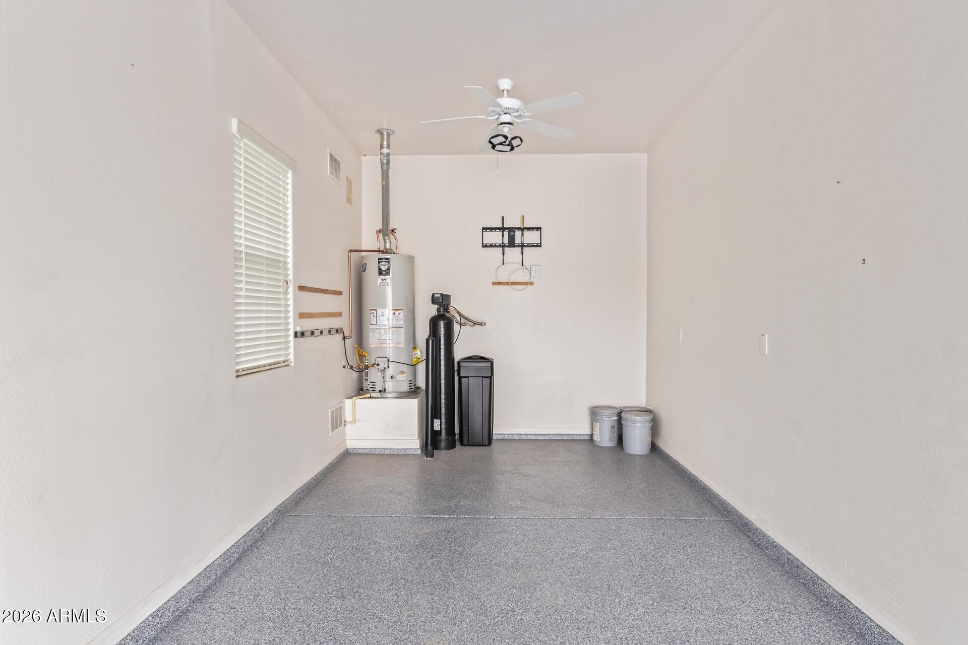 41335 W ALMIRA Drive