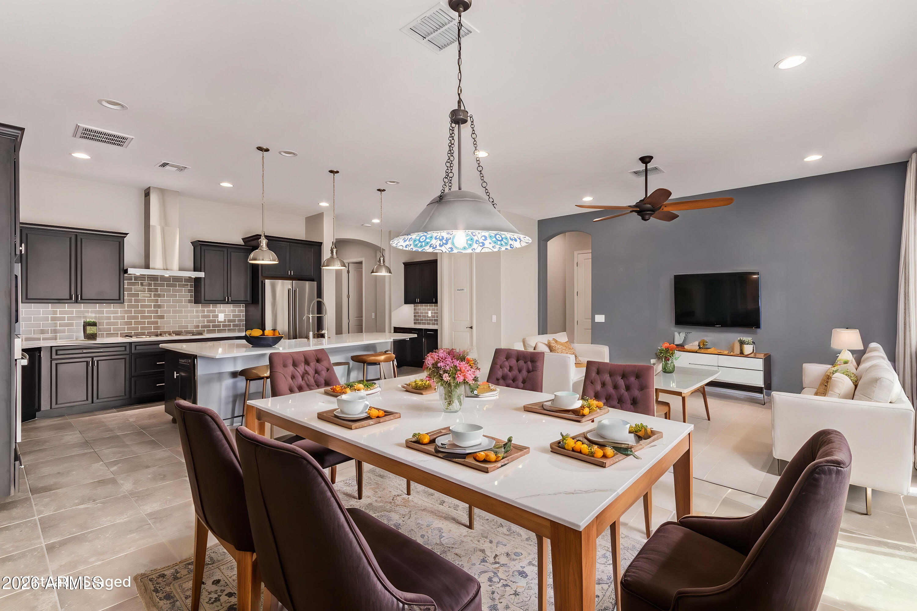 41335 W ALMIRA Drive