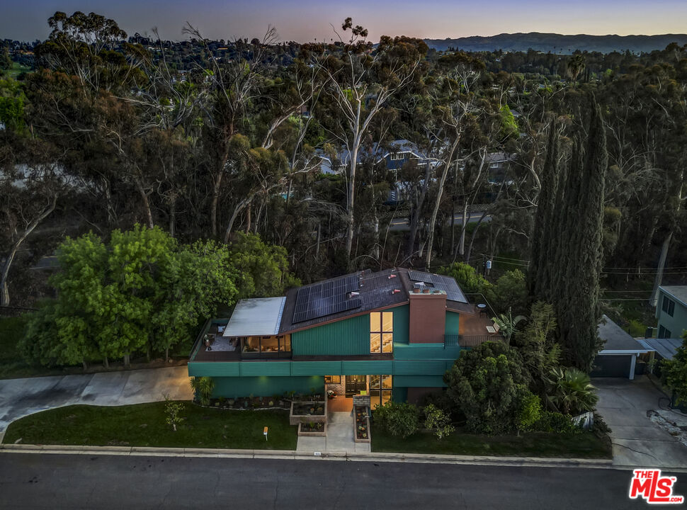 1534 Margarita Dr
