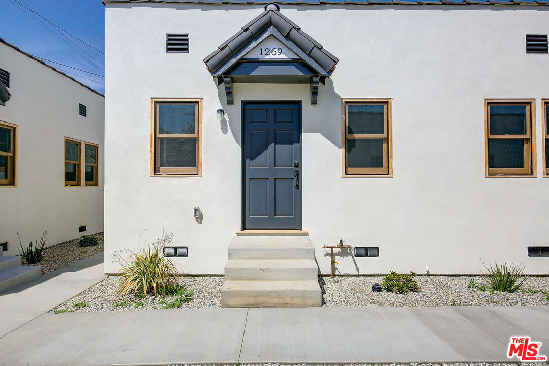 1269 4th Ave