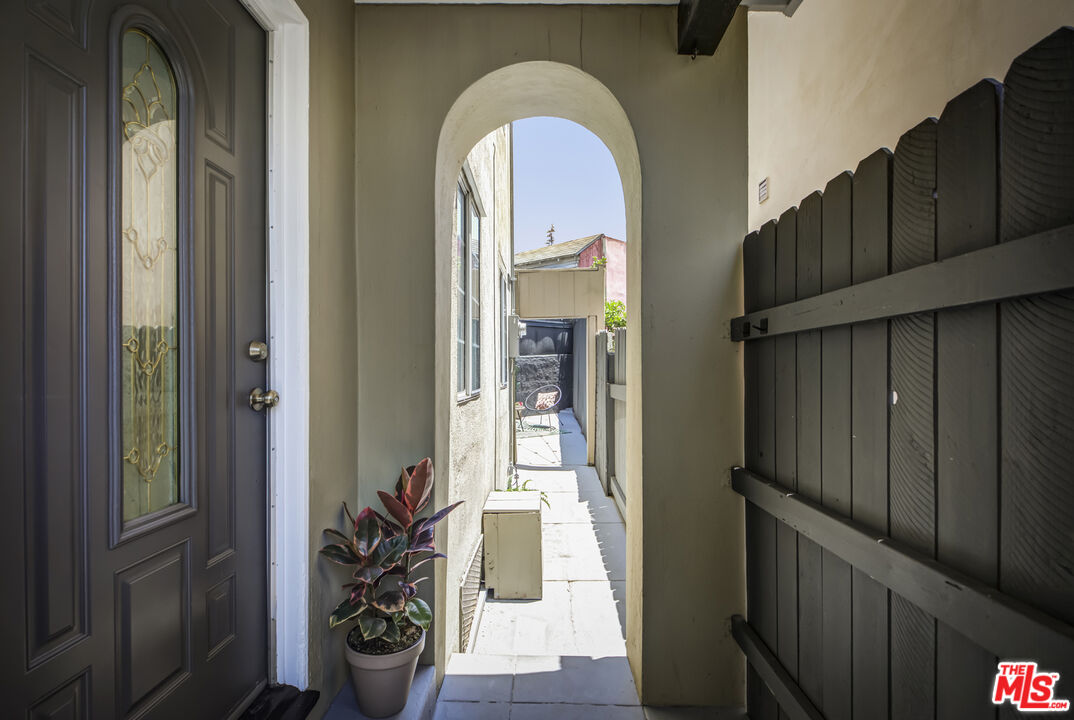 329 N Avenue 57