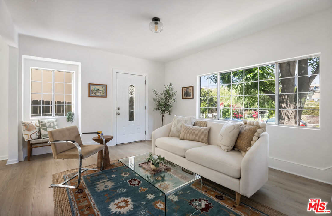 329 N Avenue 57