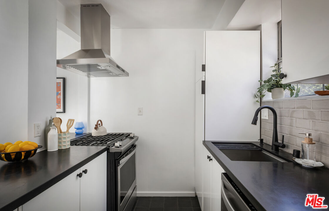 329 N Avenue 57