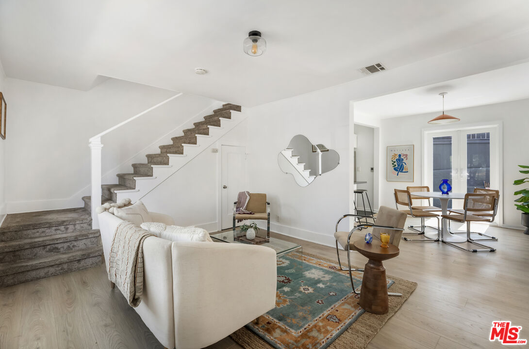 329 N Avenue 57