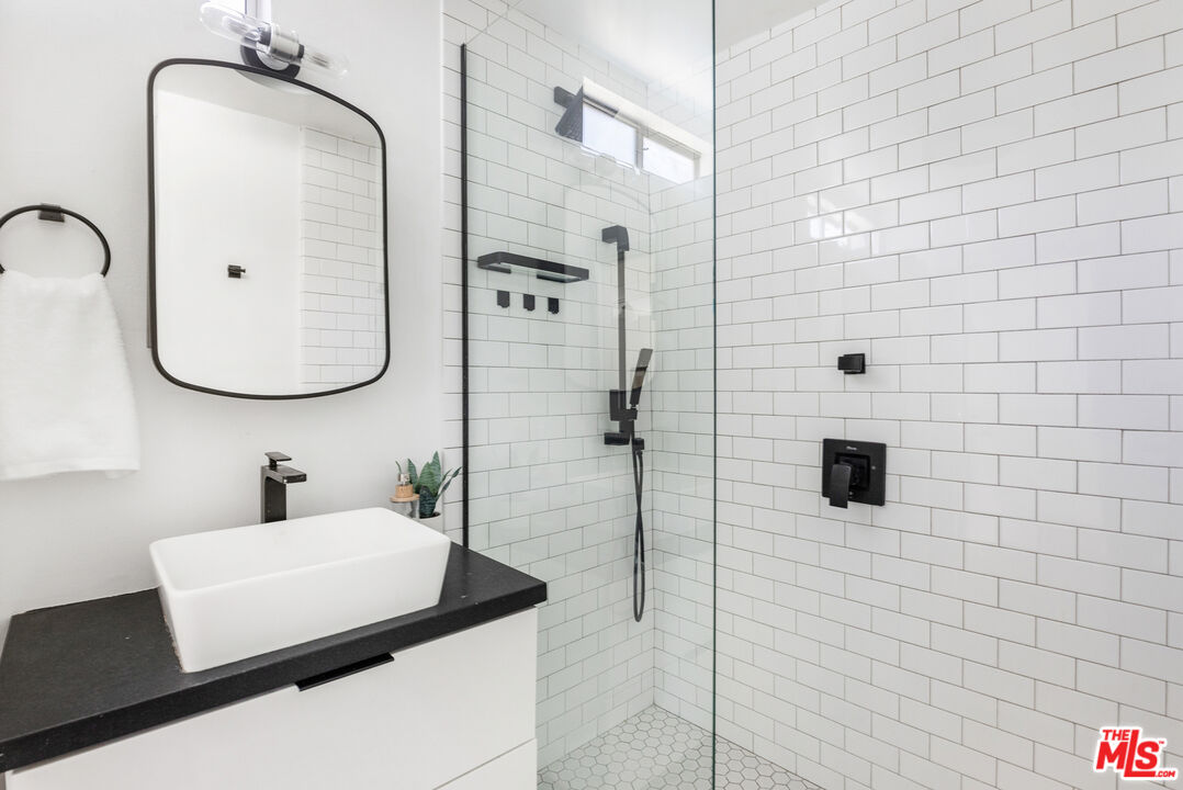 329 N Avenue 57