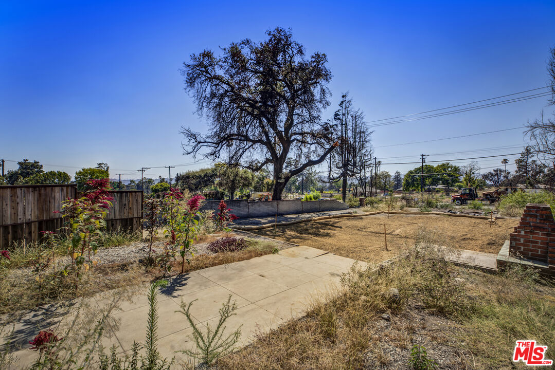 2738 Marengo Ave