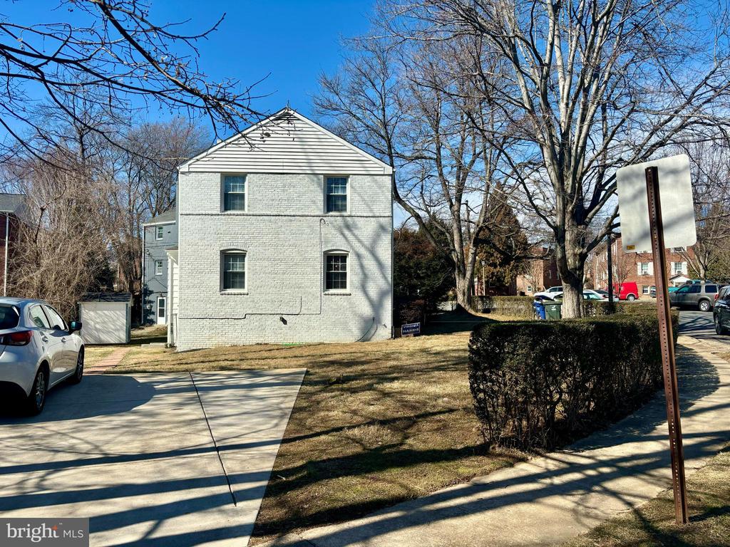1200 N Kennebec St