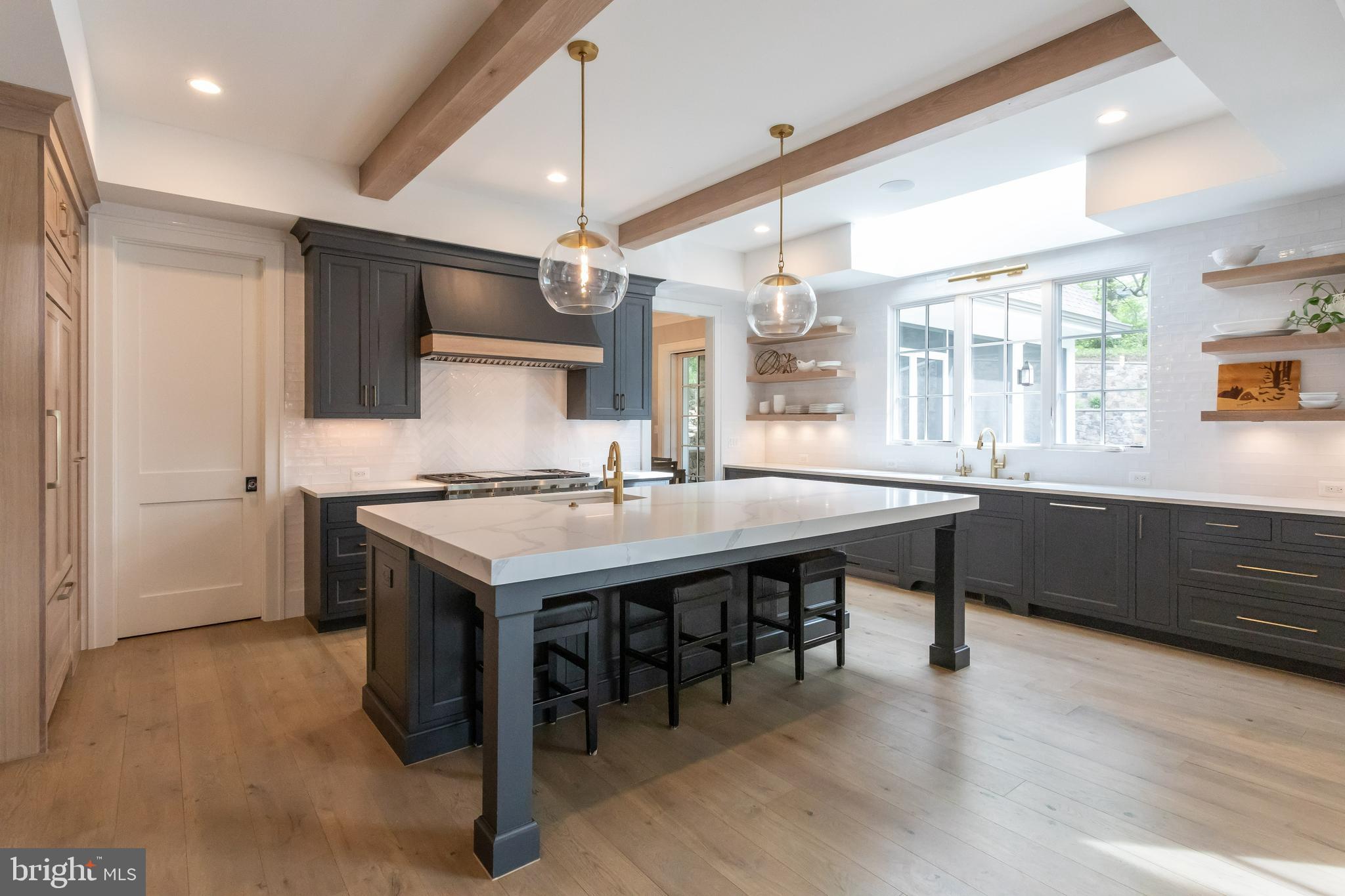 3500 N ABINGDON STREET