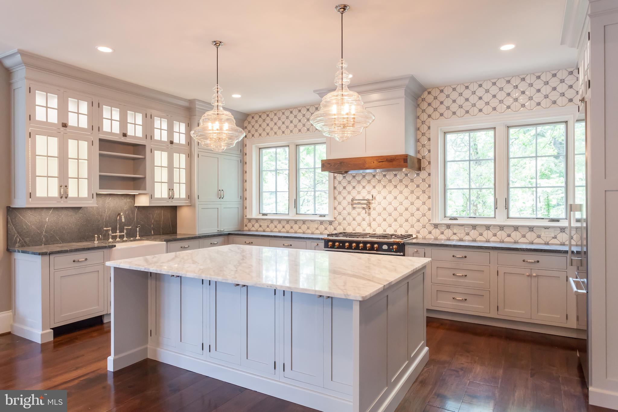 3500 N ABINGDON STREET