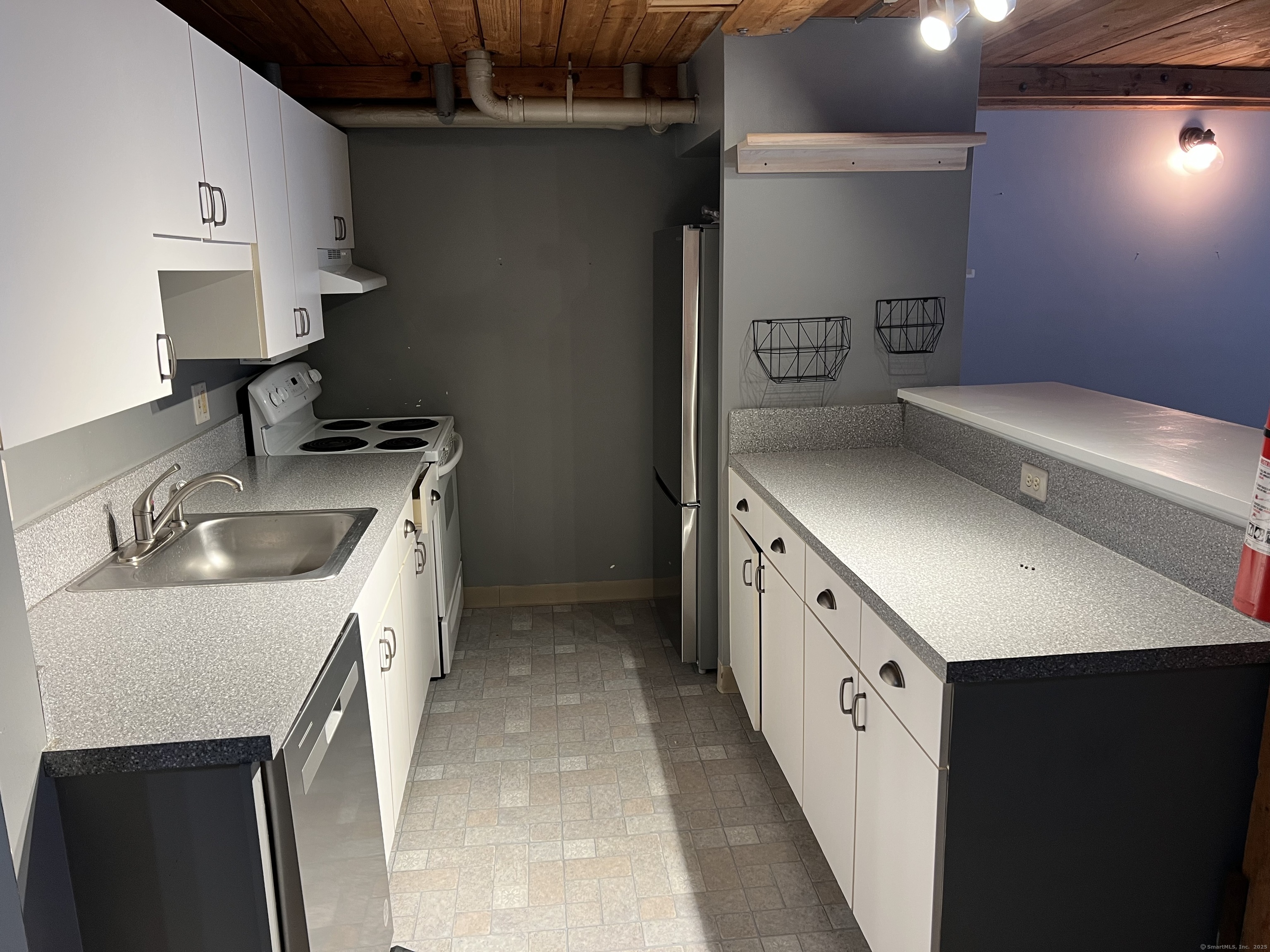 68 Thermos Avenue 219B