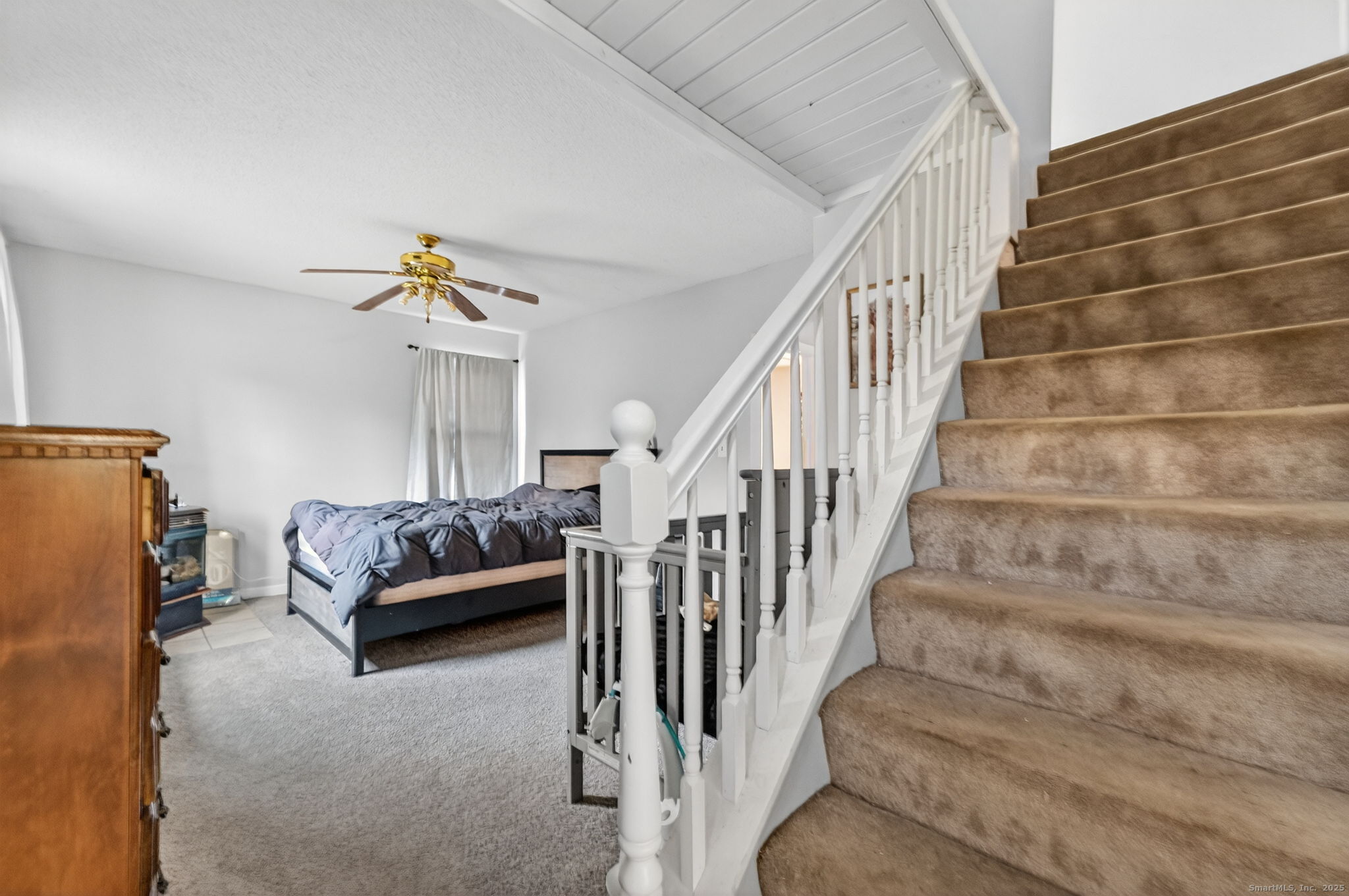 887 Sterling Road