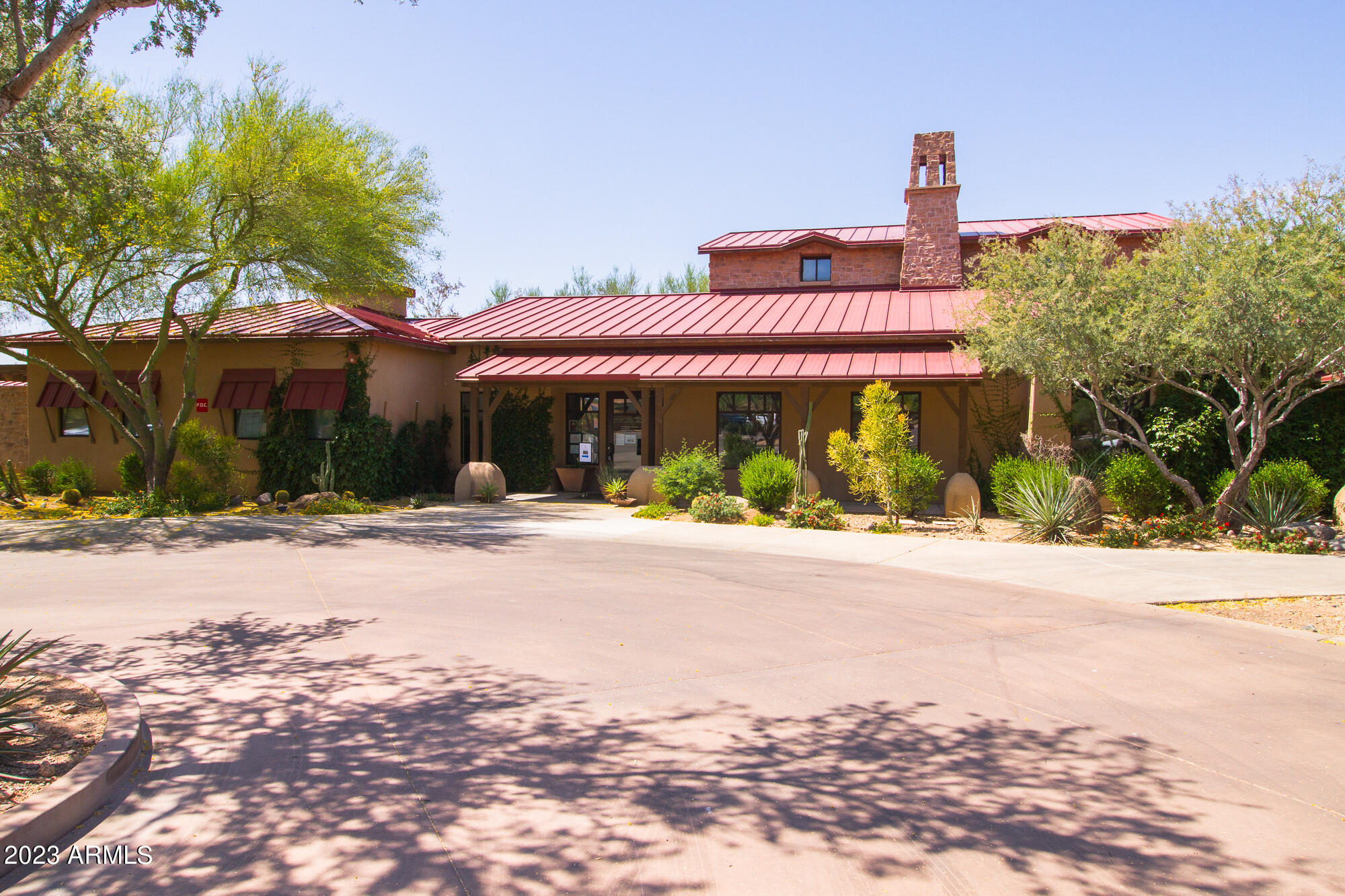 2104 W SLEEPY RANCH Road