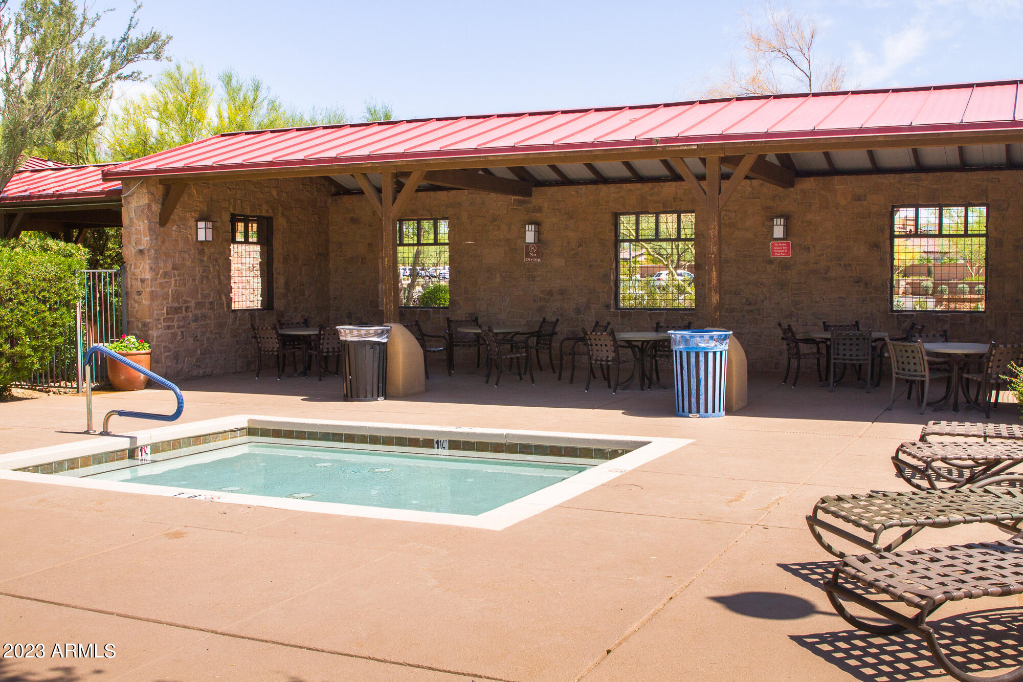 2104 W SLEEPY RANCH Road