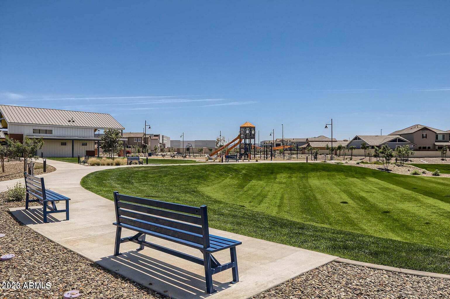 4054 E AMOROSO Drive