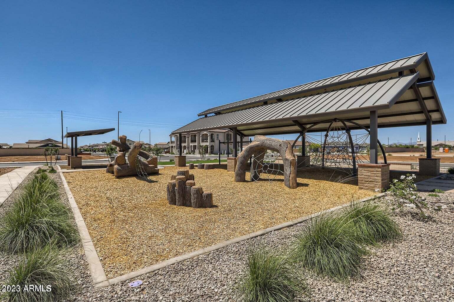 4054 E AMOROSO Drive