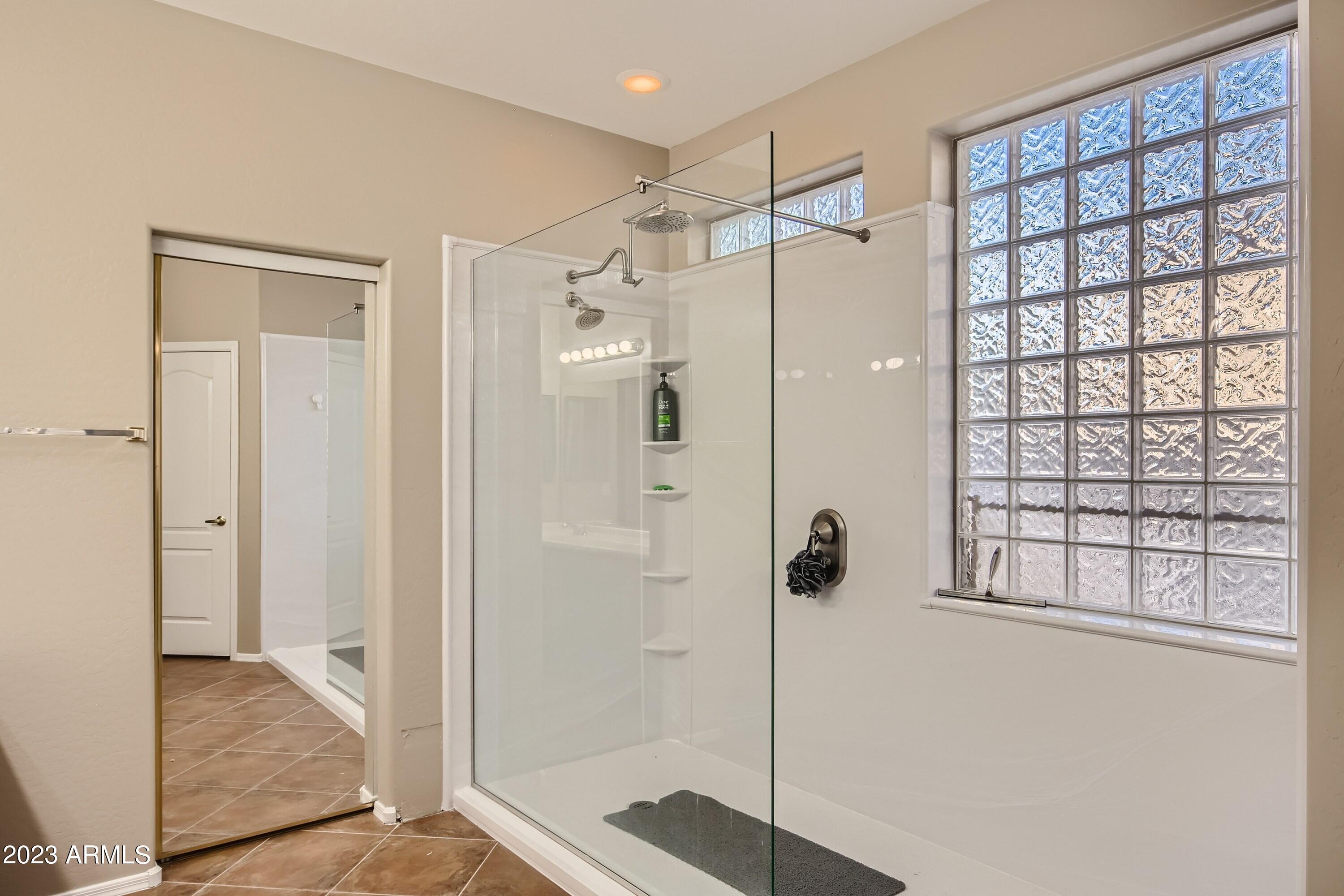 853 E AQUARIUS Place
