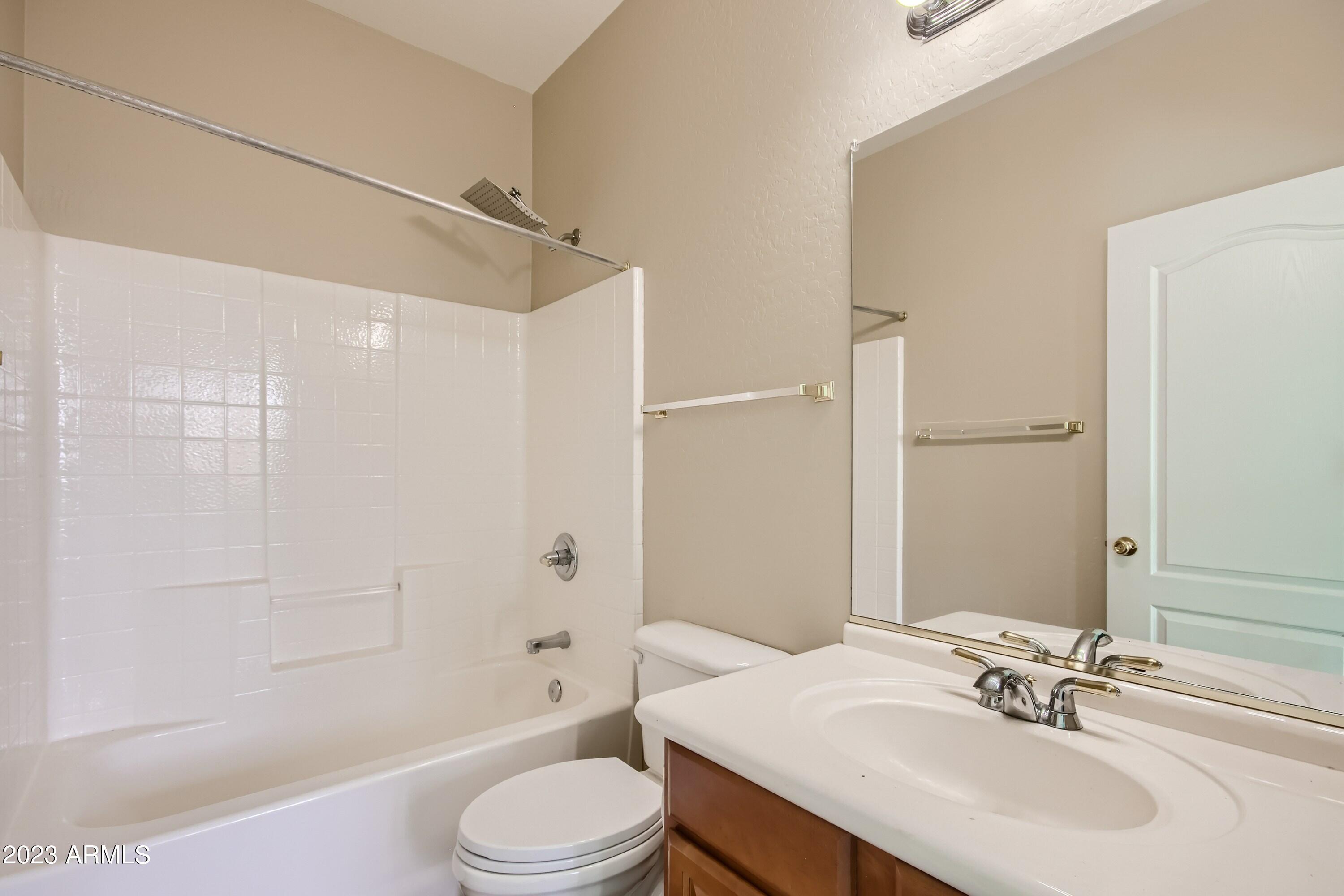 853 E AQUARIUS Place