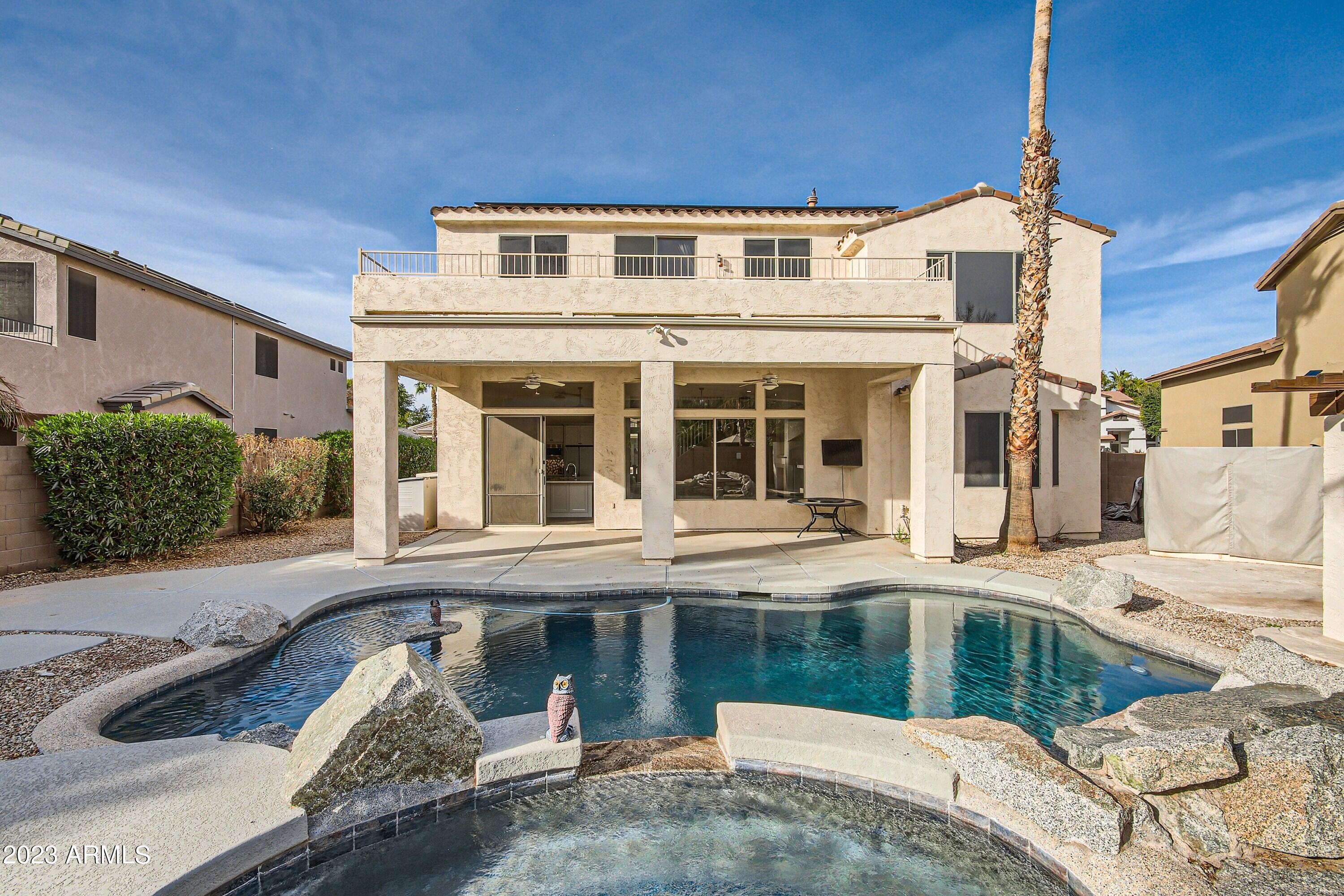853 E AQUARIUS Place